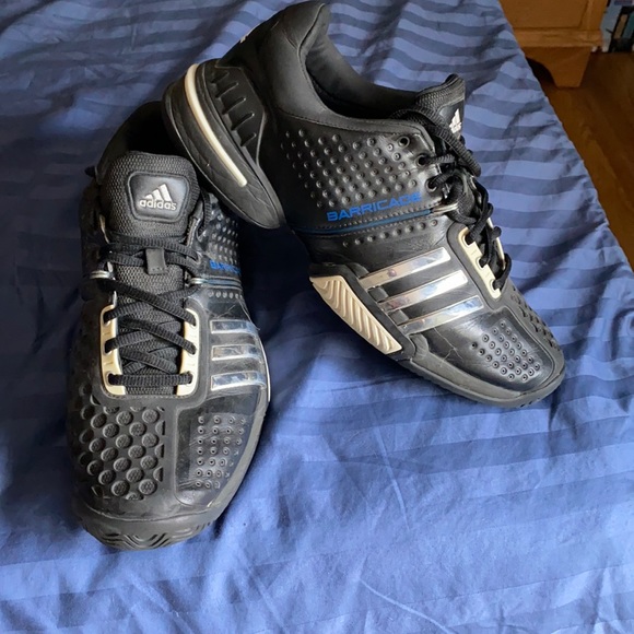 Other - Men’s Adidias tennis shoe